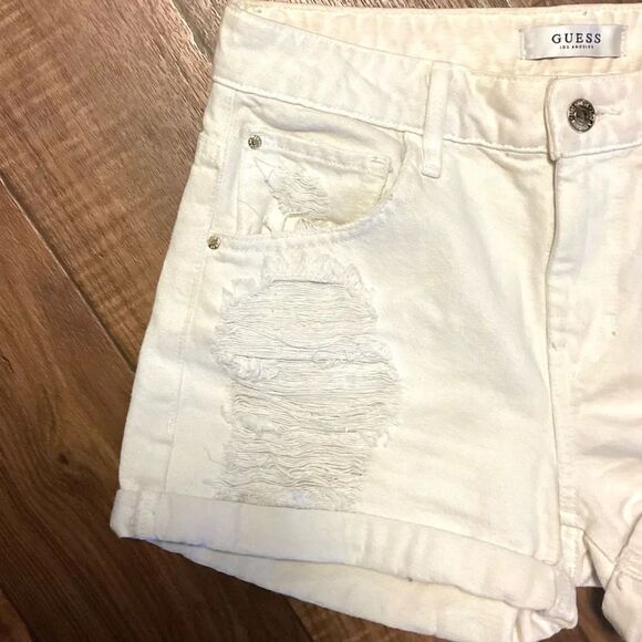 GUESS Women's Boy Fit Destroyed Denim Shorts Off-white Size‎ 25 - Picture 10 of 13